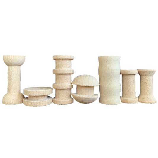Mini Natural Spool Set/49pc met houten klosjes in diverse vormen en maten, ideaal voor sensorisch spel en educatief speelgoed.
