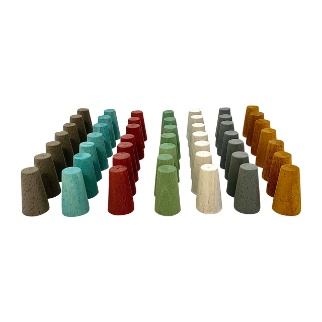 Set van 49 Mini Earth Cones in natuurlijke kleuren, ideaal voor open-ended spel en Montessori speelgoedcategorieën.